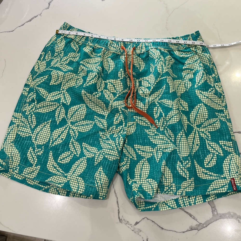 Tommy Bahama relax swim trunk XL